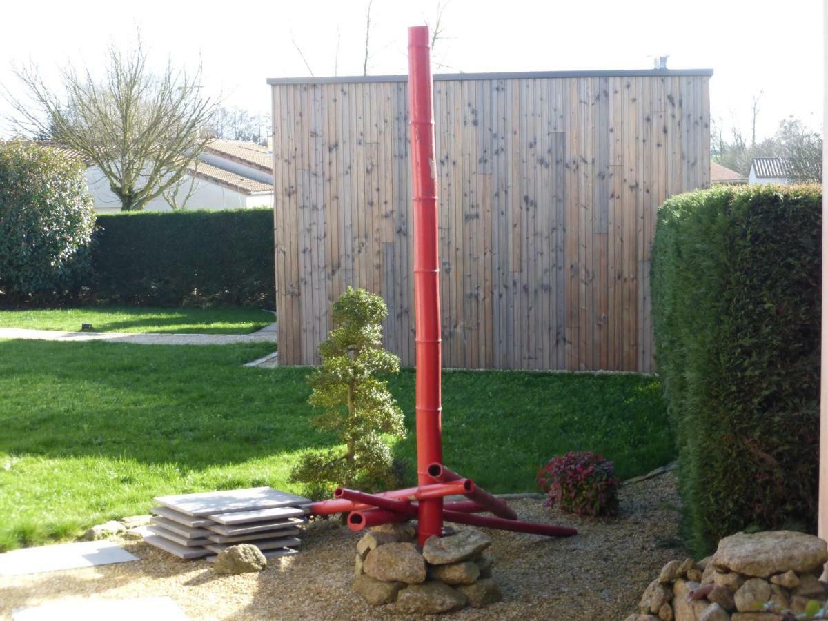 La Cabane Du Bonheur Les Herbiers Bagian luar foto